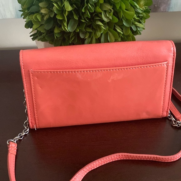BRIGHTON 🪸CORAL🪸 SILVER-TONE LARGE ENVELOPE WALLET CROSSBODY BAG🌟EUC🌟 - Picture 4 of 17